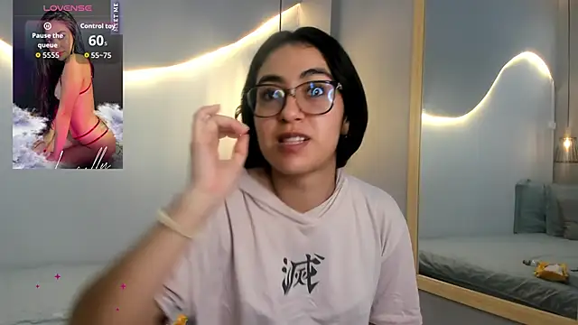 lucelly 15 online show from 10-28-25, 11:58