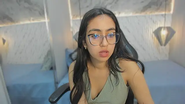 lucelly 15 online show from 11-07-25, 11:43