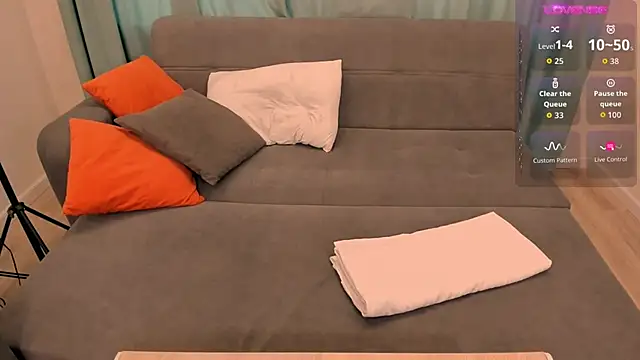 Demonic Angel  online show from 09-26-25, 03:32