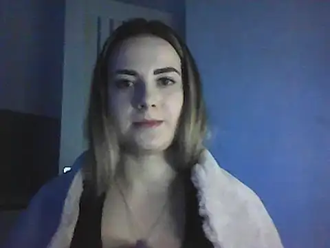 Snapshot of GoddessTenderness chatting on 02-15-25, 06:33 GoddessTenderness online show from 02-15-25, 06:33