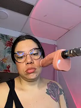 titqueenx online show from 03-03-25, 08:11