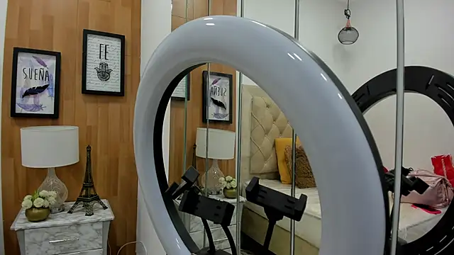 KimberlyBigBoobs online show from 09-10-25, 04:01