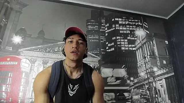 Snapshot of KaryBig3 chatting on 03-01-25, 03:53 KaryBig3 online show from 03-01-25, 03:53