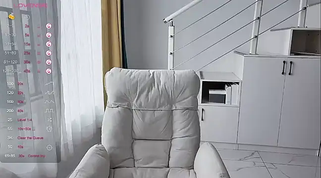 Cassie-20 online show from 03-18-25, 02:36