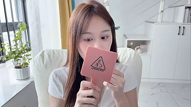 Cassie-20 online show from 10-17-25, 02:15