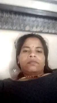 Snapshot of MEENA_ROY chatting on 02-17-25, 03:09 MEENA ROY online show from 02-17-25, 03:09