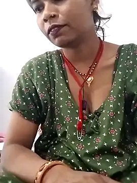 Snapshot of MEENA_ROY chatting on 02-28-25, 06:43 MEENA ROY online show from 02-28-25, 06:43