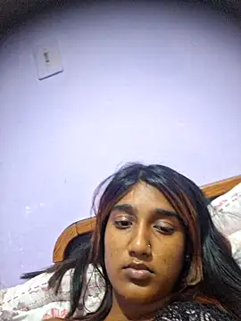 Snapshot of indianpink_lips chatting on 04-19-26, 06:43 indianpink lips online show from 04-19-26, 06:43