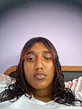 Snapshot of indianpink_lips chatting on 04-23-26, 02:41 indianpink lips online show from 04-23-26, 02:41