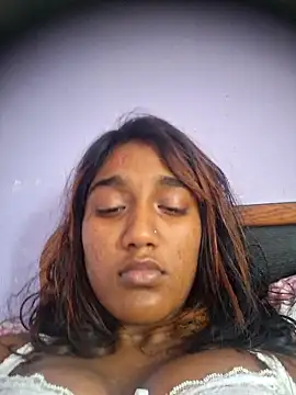 Snapshot of indianpink_lips chatting on 04-24-26, 12:40 indianpink lips online show from 04-24-26, 12:40