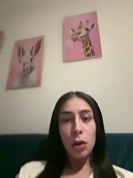 Snapshot of candycami19 chatting on 02-20-25, 10:37 candycami19 online show from 02-20-25, 10:37