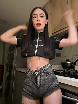 Snapshot of candycami19 chatting on 03-08-25, 02:34 candycami19 online show from 03-08-25, 02:34