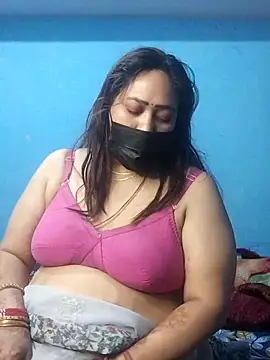 hotyishaa online show from 02-16-25, 10:43