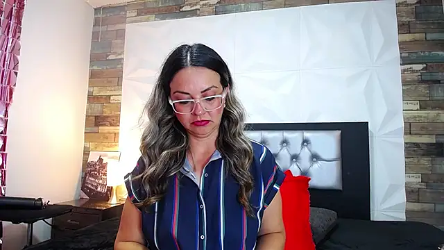 Azaahara  online show from 02-24-25, 05:20