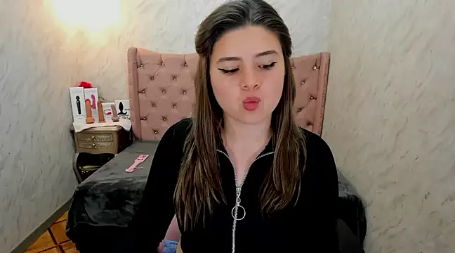 Lianngrace online show from 02-22-25, 05:02