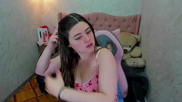 Lianngrace online show from 04-14-26, 02:45