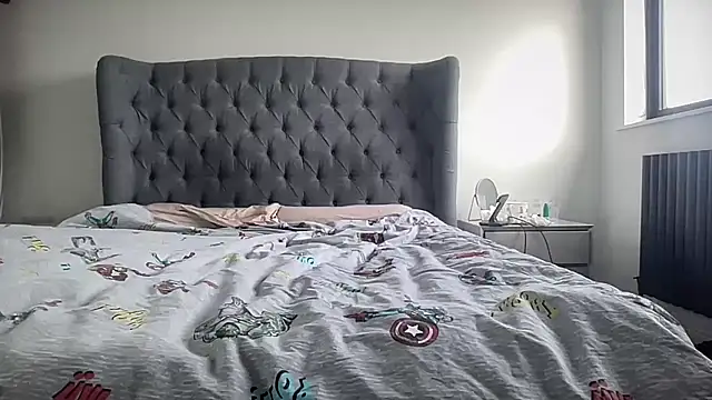 eatmypie69 online show from 11-28-25, 09:34