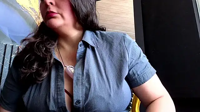 AmandaKovich online show from 07-14-26, 08:14