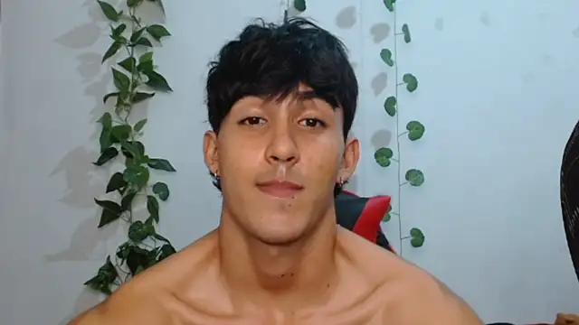 Snapshot of neithanzynxx chatting on 02-23-25, 07:28 neithanzynxx online show from 02-23-25, 07:28