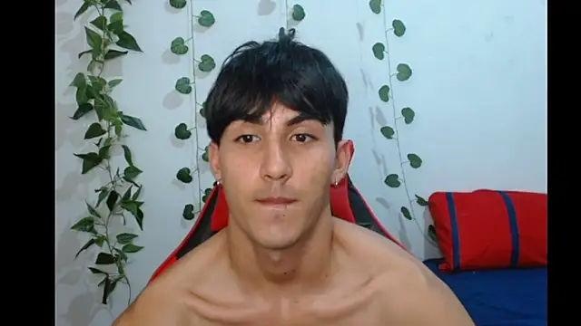 Snapshot of neithanzynxx chatting on 02-28-25, 07:25 neithanzynxx online show from 02-28-25, 07:25