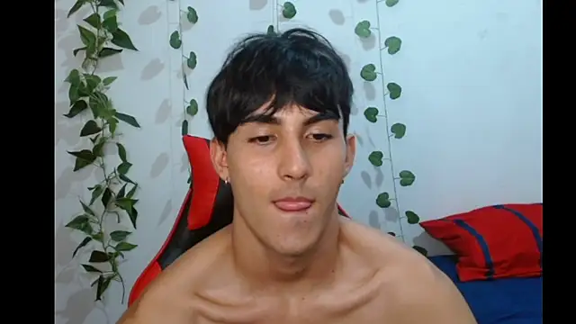 Snapshot of neithanzynxx chatting on 03-01-25, 07:15 neithanzynxx online show from 03-01-25, 07:15