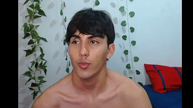 Snapshot of neithanzynxx chatting on 03-02-25, 10:59 neithanzynxx online show from 03-02-25, 10:59