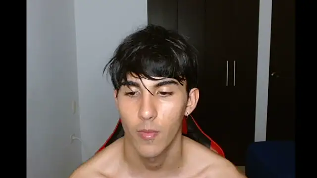 Snapshot of neithanzynxx chatting on 03-21-25, 10:50 neithanzynxx online show from 03-21-25, 10:50