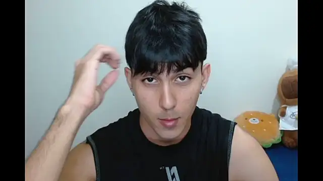 Snapshot of neithanzynxx chatting on 09-20-25, 07:37 neithanzynxx online show from 09-20-25, 07:37