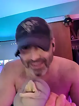 Snapshot of Novabear6996 chatting on 02-16-26, 05:58 Novabear6996 online show from 02-16-26, 05:58