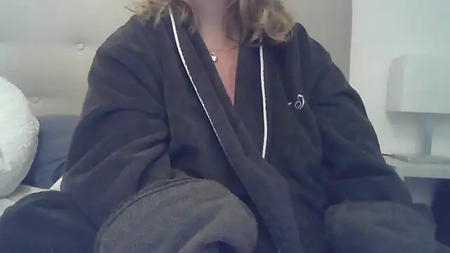 sizha6 online show from 11-11-25, 10:48