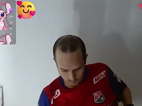 Snapshot of JhonTorres018 chatting on 11-05-25, 07:30 JhonTorres018 online show from 11-05-25, 07:30