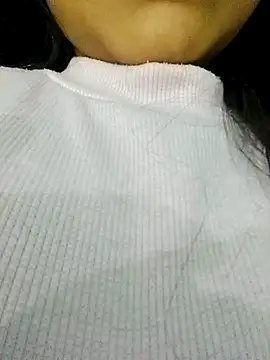 Snapshot of Aaradhna-hoy chatting on 03-01-25, 10:13 Aaradhna-hoy online show from 03-01-25, 10:13