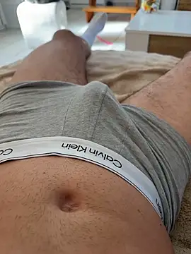 tiago499 online show from 10-25-25, 01:29