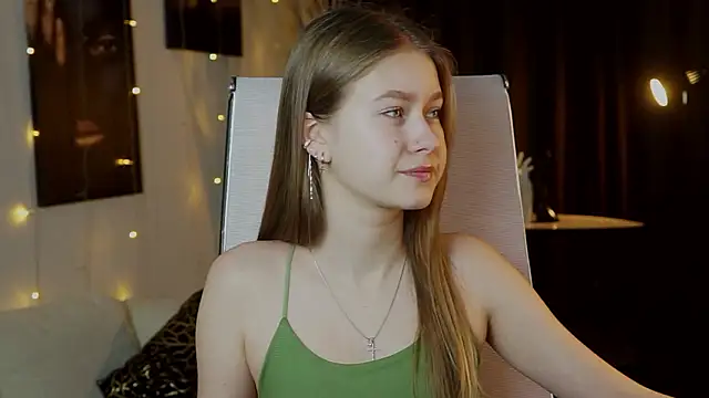 EveMundie online show from 01-17-26, 12:43