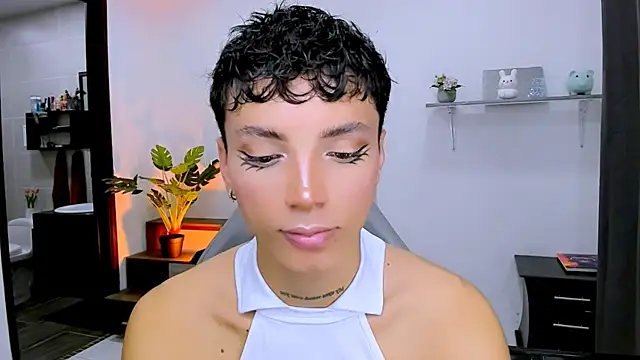 Snapshot of nilam_valker chatting on 10-14-25, 09:59 nilam valker online show from 10-14-25, 09:59