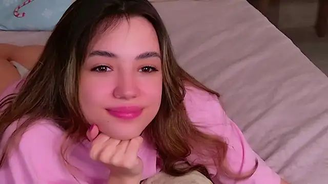 Snapshot of Alice_Deleon chatting on 02-23-25, 03:56 Alice Deleon online show from 02-23-25, 03:56