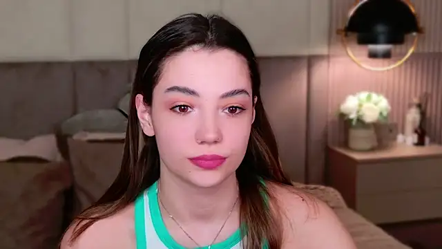 Snapshot of Alice_Deleon chatting on 03-02-25, 10:05 Alice Deleon online show from 03-02-25, 10:05