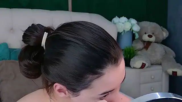 Alice Deleon online show from 07-31-26, 10:47