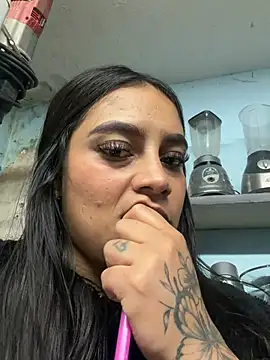 Emily sharlot online show from 06-18-26, 01:39