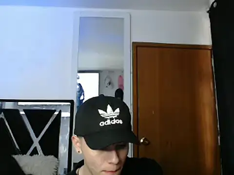 Smith boy 25 online show from 03-10-25, 09:07