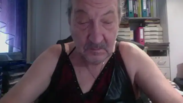 HMStraps01 online show from 01-17-26, 10:53