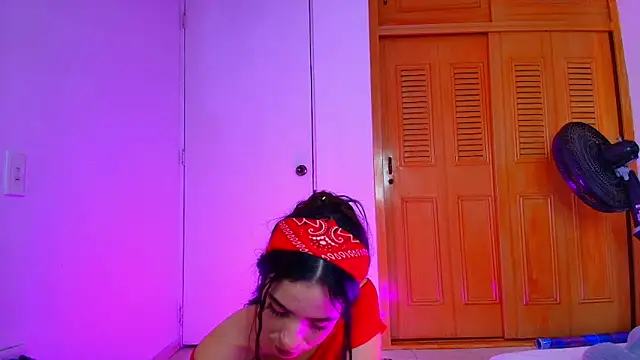 Peach Rose  online show from 03-03-25, 10:10