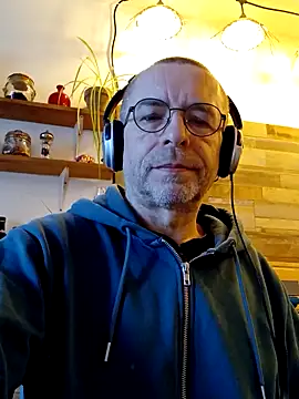 Xavspank2 online show from 02-02-26, 10:14