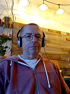 Xavspank2 online show from 03-09-26, 10:41