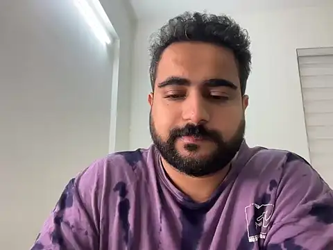 Snapshot of indian_thonger chatting on 12-20-25, 06:31 indian thonger online show from 12-20-25, 06:31