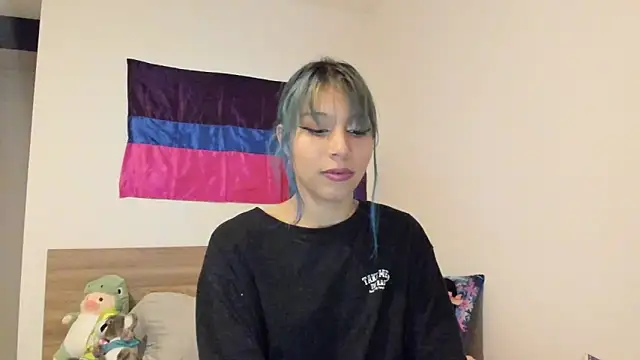 Snapshot of sweet_Amy0 chatting on 03-17-25, 12:30 sweet Amy0 online show from 03-17-25, 12:30