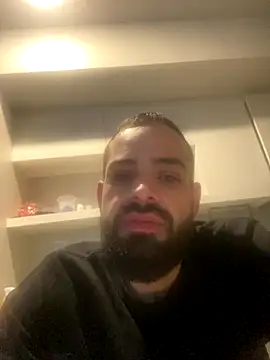 guccititi online show from 10-26-25, 11:27