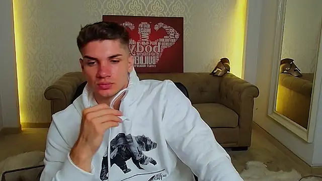 MaxKaiden online show from 09-17-25, 04:25