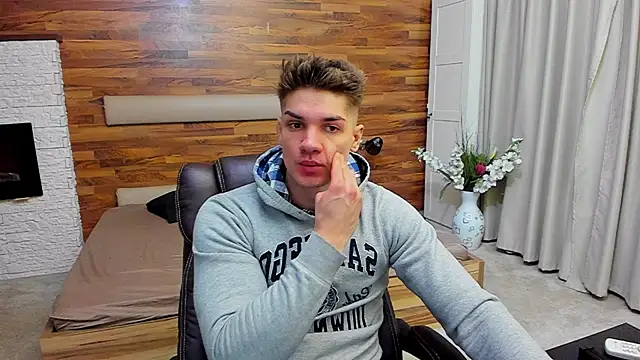 MaxKaiden online show from 03-16-26, 07:01