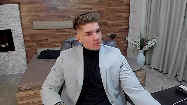 MaxKaiden online show from 03-21-26, 06:07